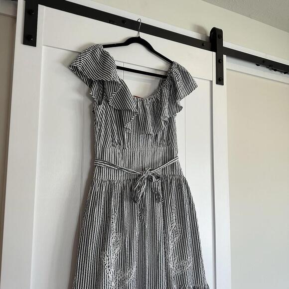 TORY BURCH Eyelet Seersucker Midi Dress Size 10 - Picture 3 of 9